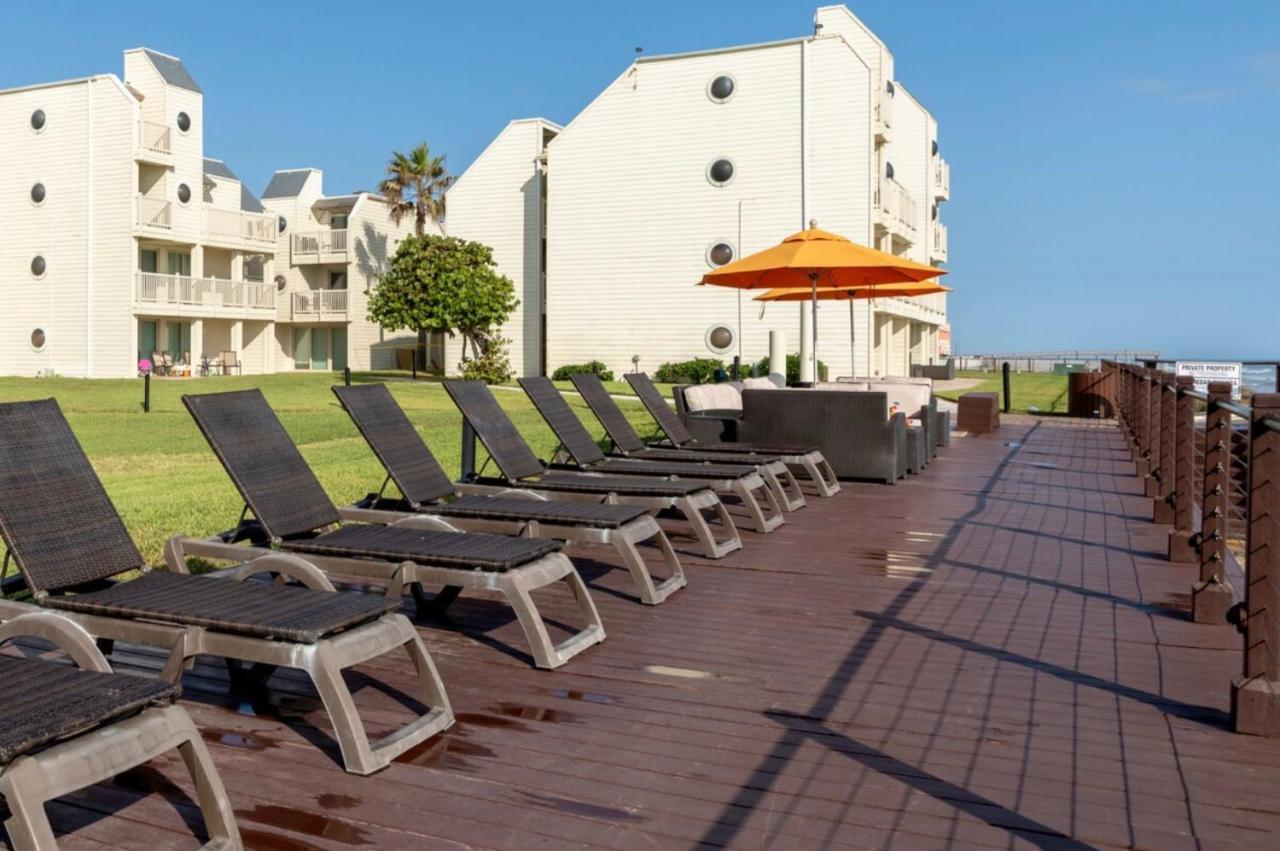 Ocean Breeze Retreat 2Bed 2Bath, Heated Pool! Apartment South Padre Island Exterior photo